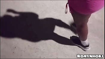 Jalan-jalan Di Rio De Janeiro, Kontol Gue Bawa Gue Ke Rumah Cewek Tak Dikenal, Ngewe Tanpa Kondom Dan Muncrat Di Dalam.