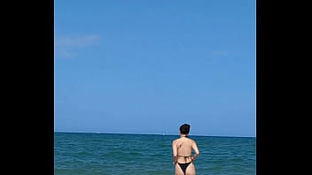 Mengebiri Pacar Asia Di Tenda Pantai Umum, Aku Memuntahkan Sperma Ke Dalam!