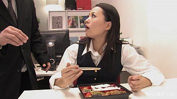 Tante Kantor Jepang Suka Ngentot Mulut