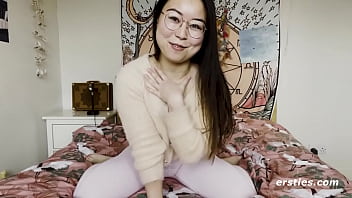 Gadis Cina Imut Ini Sangat Senang Bikin Video Masturbasi Buat Kami