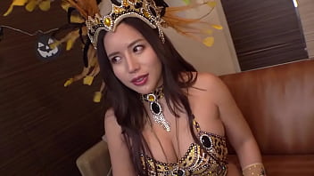 Pesta Seks Halloween Di Shibuya: Cewek Sambar Seksi Dengan Payudara H-cup Yang Bikin Gila! Tubuh Sempurna, Mulut Panas, Dan Paha Menggoda Yang Bikin Pria Lupa Daratan! Vagina Basah, Ereksi Ganas, Dan Dorongan Liar Hingga Orgasme Berulang!