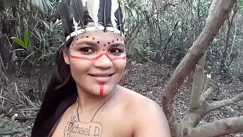 Tigresa Safada Se Fantasia De Índia E Surra O Lenhador, Mas Ele Enfia No Cu Dela Sem Dó