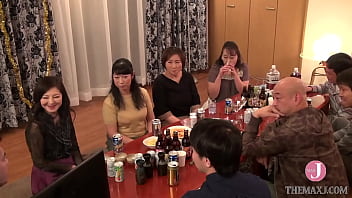 Pesta Orgy Seks Wanita Matang Cerai Usia 50 Tahun – Pengantar