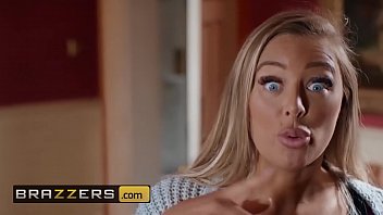 Kiki Minaj Dan Danny D Telanjang Bulat Menggoda Seluruh Kompleks – Adegan Panas Brazzers