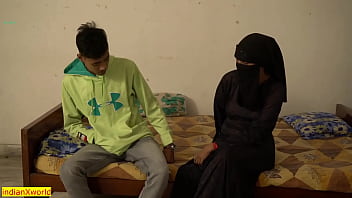 Gadis Berhijab India Digoyang Teman Suami! Nikmatnya Istriku Dihardik Di Ranjang