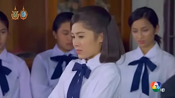 Hukuman Pantat Brutal Dari Gadis Asia Korea Dan Jepang