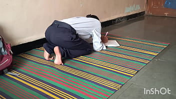 Gadis Perawan Kuliahan Digituin Guru Les Pribadi Sampai Meraung-raung.