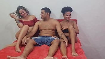 Memek Ibu Dan Anak Digenjot Bareng.