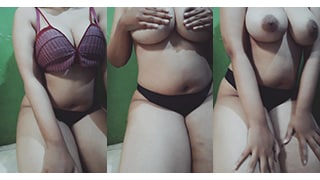 Gadis Gwentariaa Yang Masih Muda Dan Liar Suka Pamer Tetek Gede Dan Montok
