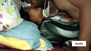 Desi Indian Kavita Bhabhi Yang Panas Dan Menggairahkan
