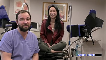 Dokter Tampa Dan Zoe Lark Mengguncang Ranjang Di Siccos