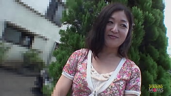 Pria Bertongkat Kecil Ngentot Wanita Asia Mateng Yang Sangat Horny Dan Pengen Banget
