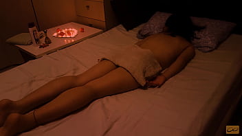 Pijat Nuru Thai Bikin Nafsu Gila, Akhirnya Kami Bercinta Dan Aku Sampai Klimaks Berkali-kali Tanpa Henti