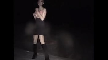 Menari Ala Korea Dengan Gerakan Sensual Yang Menggoda