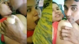 Devar Yang Haus Mengisap Payudara Berair Bhabhinya Dalam Adegan Mesum Di Kerala