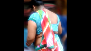 Tante India Berpayudara Montok