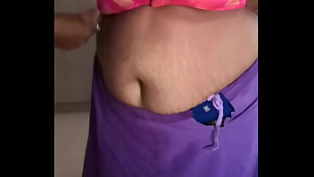 Istri India Yang Bergairah Dan Menggoda