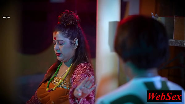 Mataji Memberkati! Adegan Mesum Seri Web India Yang Mengguncang