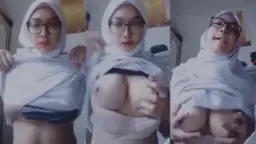 Nadira Berjilbab Tobrut Pulang Sekolah, Bikin Mata Terbelalak