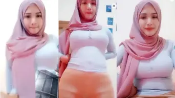 Ukhti Baby Auliya Cantik Bikin Goyang Di Liveshow Penuh Fantasi
