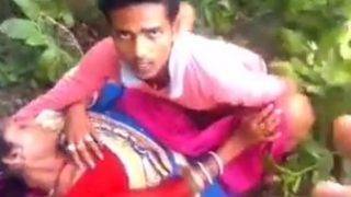 Video Panas Remaja India Bercinta Dengan Pelacur Di Luar Ruangan