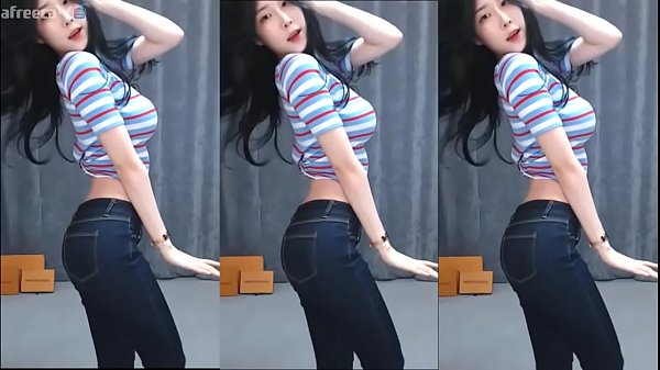 Gái Hàn Lắc Lư Nóng Bỏng Như Thỏ đực