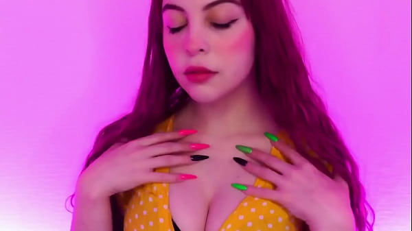 Goyangan Sensual Moona Dari Rusia