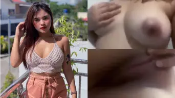 Selebgram Chindo Cantik Tersebar Foto Mesra Oleh Mantan