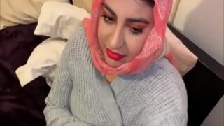 Video Panas Ibu-ibu Montok Bangladesh Dengan Kekasihnya