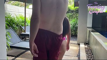 Pelacur Thailand Bawa Klien Bule Kontol Gede Untuk Dihisap, Ditiduri, Dan Disemprot!