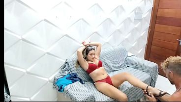 Ibu Mertuaku Yang Masih Muda Sendirian Di Rumah Dan Haus, Aku Datang Dan Dia Cepat-cepat Merayuku Untuk Menikmati Lubang Sempitnya Sampai Aku Membanjiri Dalam. Vagninho E Vivi Capetinha