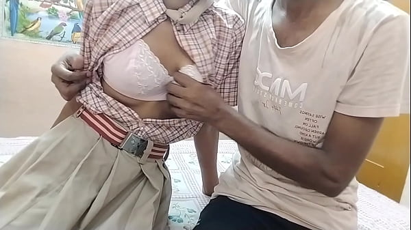 Gadis Sekolah India Manis Beraksi Panas