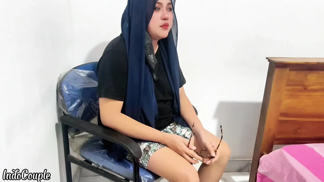 Aksi Selingkuh Istri Imut Indonesia Berhijab