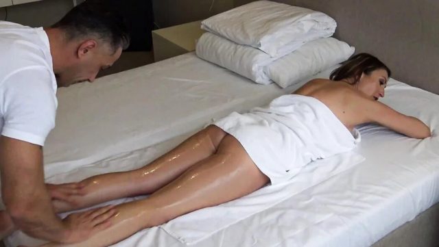 Mugur Porn – Julia North Si Milf Montok Dapet Pijatan Panas Sampai Tembus Ke Lubang Belakang Bareng Mugur | Mugur Porn, 28 Januari 2023