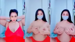 Tante Azza Tobrut, Live Colok-colok Memek Sambil Desah Basah.