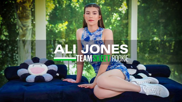 Tim Teamskeet, Cewek Baru Ali Jones Doyan Banget Nonton Bokep Step-daddy Sama Main Tali.
