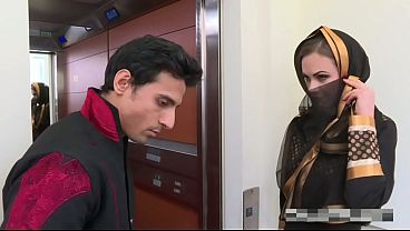 Backdoor, Siap Digoyang Dari Belakang Kapan Aja.