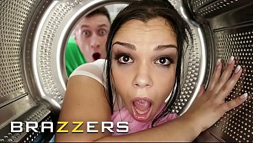 Tontonan Panas! Skandal Stuck Memicu Aksi Nge-seks Brutal Bareng Bintang-bintang Porno Terbesar Brazzers