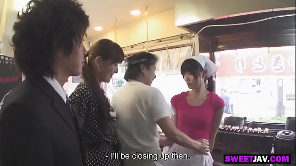 Restoran Jepang Ini Bikin Pelanggan Makin Horny, Pelayanannya Bikin Lidah Bergoyang Liar.