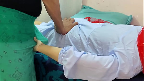 Malkin Ngatur Biar Pelayannya Ngewe Pake Suara Sex Hindi.