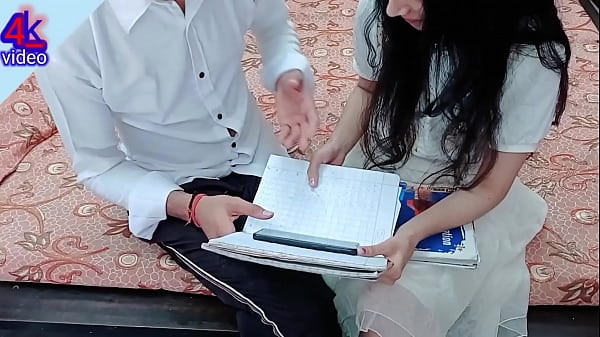 Mahasiswa India Ngentot Bareng Desi, Suara Hindi Jelas Kedengeran