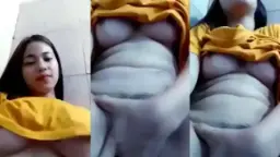 Abg Toket Bulat Montok, Baju Kuning Digebukin Sambil Omek, Makin Greget.