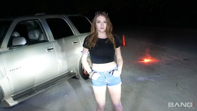 Bang! Melody Marks Pake Memeknya Buat Bikin Jalan Keluar Dari Masalah.