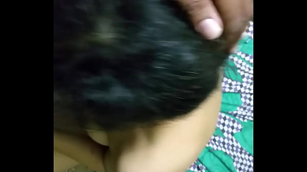 Cewek India Lagi Ngehisap Kontol