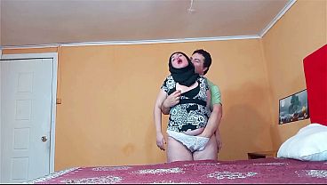 Wanita Berhijab Digeber Gaya Doggy