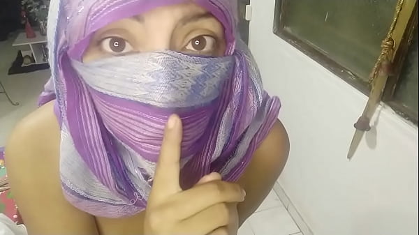 Ngentot Live, Cewek Arab Kerudung Sange Bejir, Muncrat Basah Sambil Colmek.