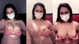 Zara Susu Gede Idaman, Pantat Besar Bergetar Goyang Twerk Bikin Nagih